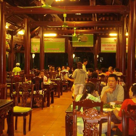 Ngoi Nha Xanh Hotel Da Nang Exterior photo