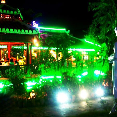 Ngoi Nha Xanh Hotel Da Nang Exterior photo
