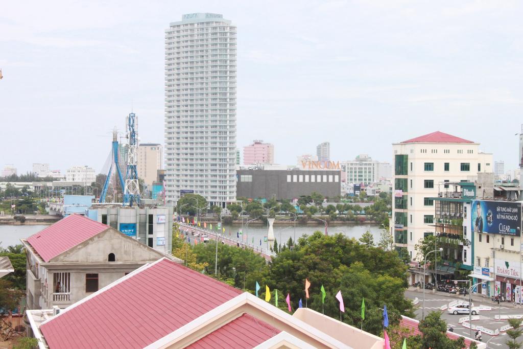 Ngoi Nha Xanh Hotel Da Nang Exterior photo