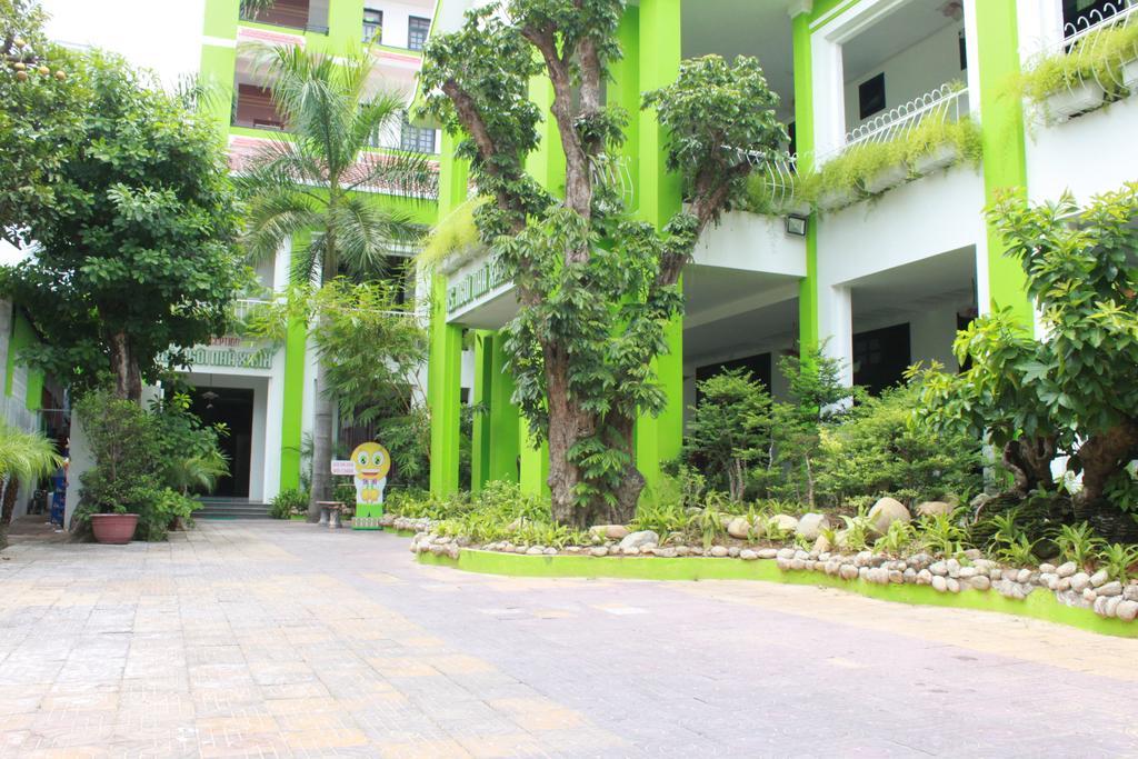 Ngoi Nha Xanh Hotel Da Nang Exterior photo