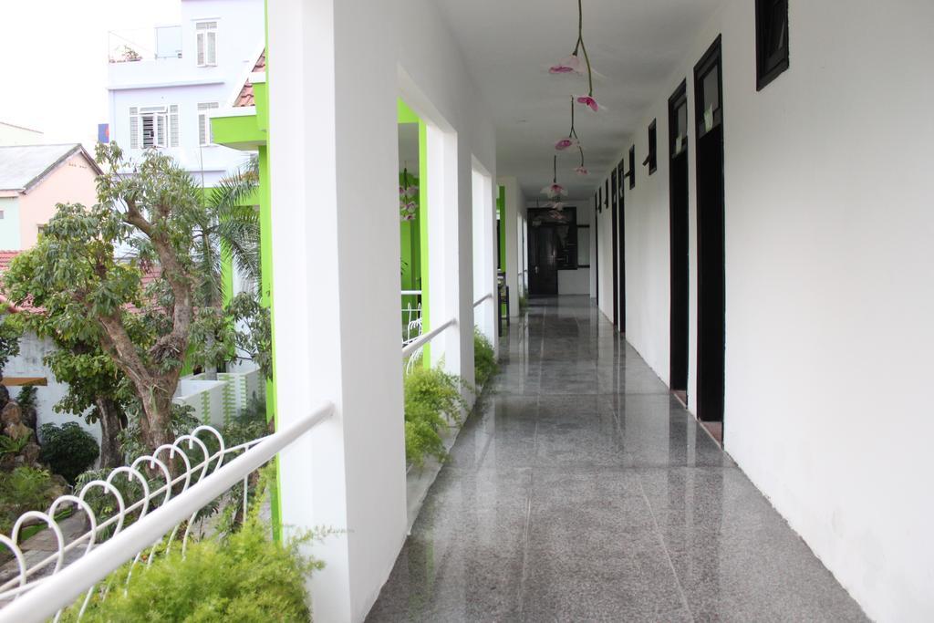 Ngoi Nha Xanh Hotel Da Nang Exterior photo