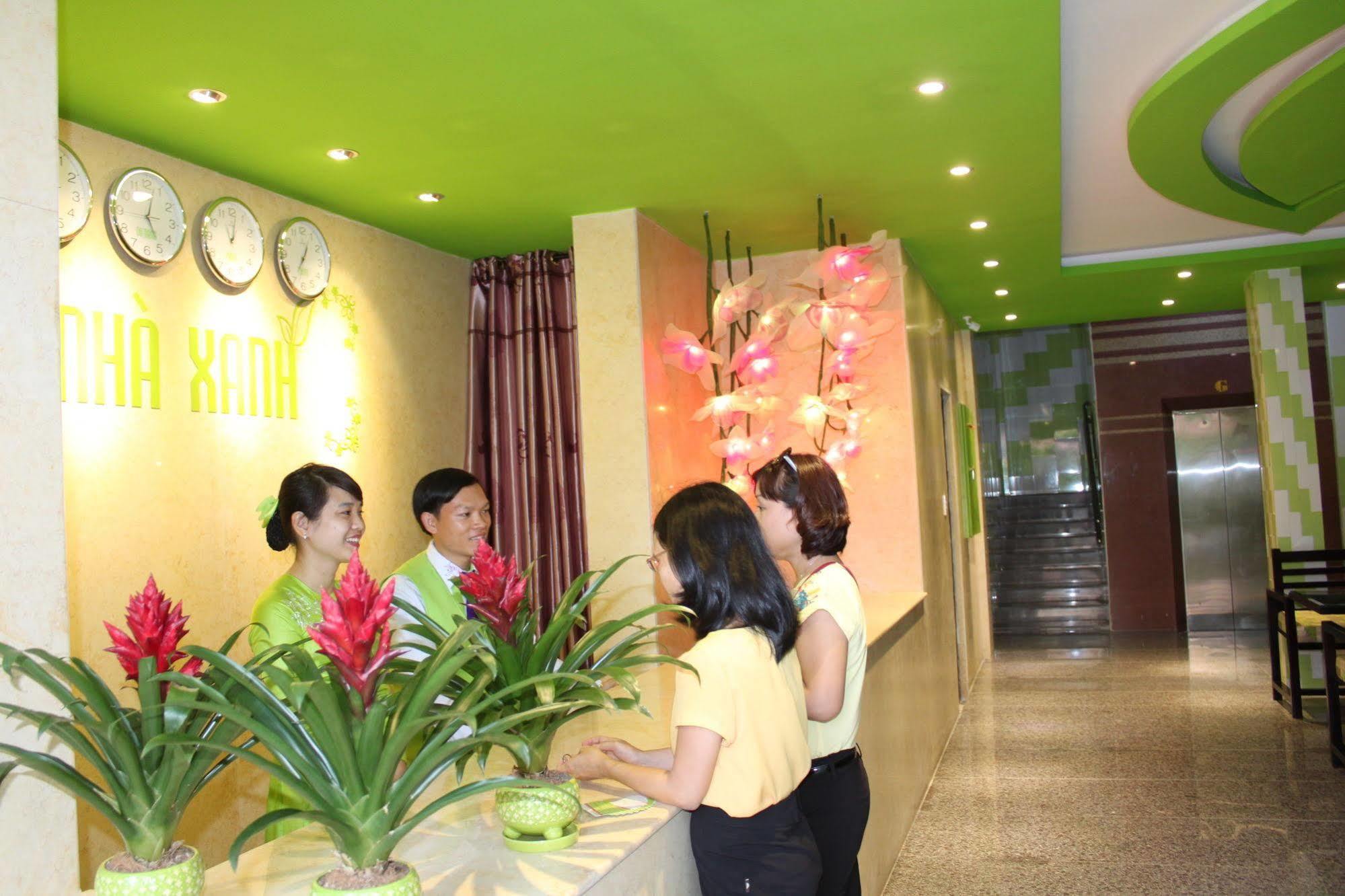 Ngoi Nha Xanh Hotel Da Nang Exterior photo