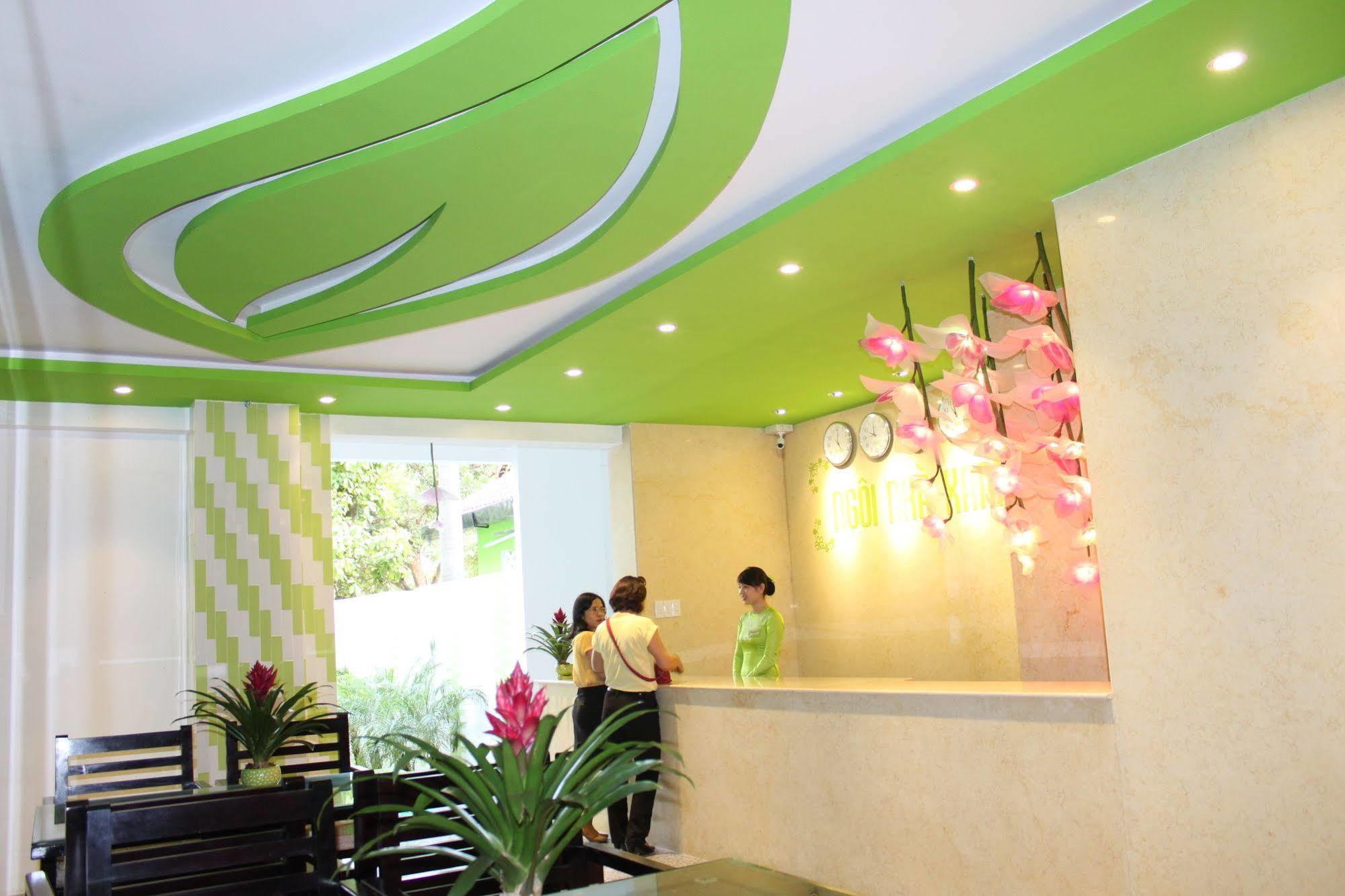 Ngoi Nha Xanh Hotel Da Nang Exterior photo